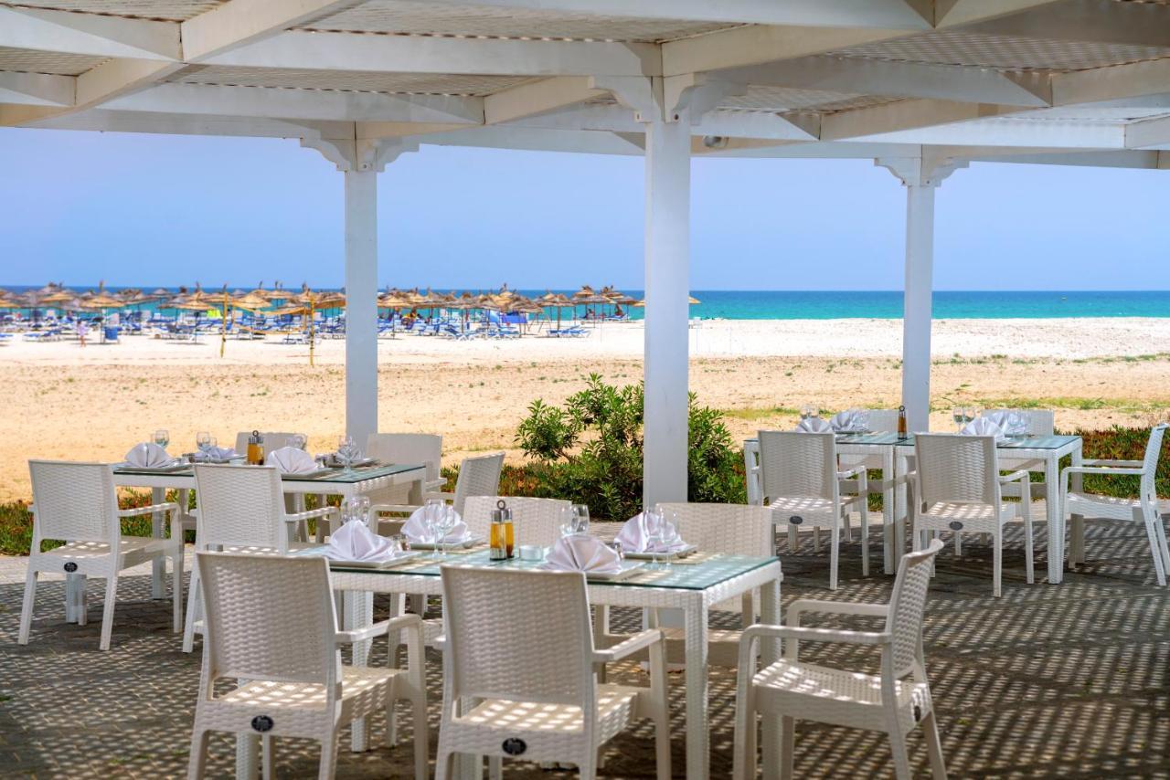האממט The Mirage Resort & Spa מראה חיצוני תמונה Beach restaurant